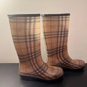 Burberry Tall Rain boots